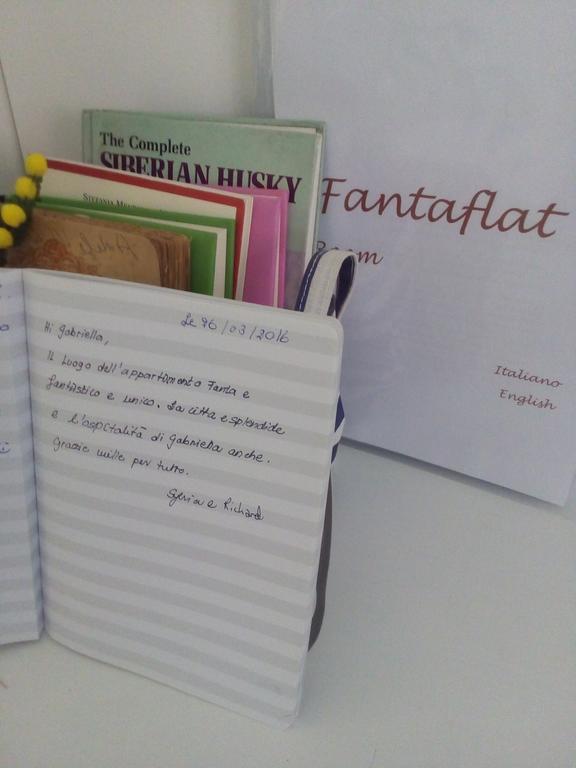 Fantaflat Lejlighed Rom Eksteriør billede